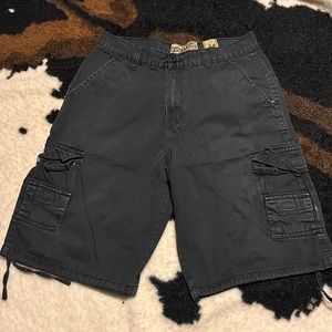 Evolution Design cargo shorts size 34
